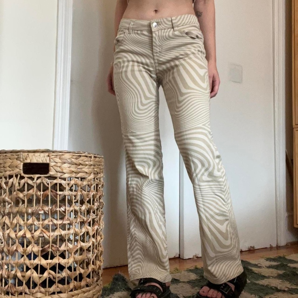 H&M Divided Women’s Swirly Print Jeans